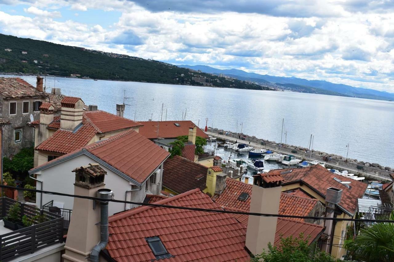 Apartment Losca Опатия Екстериор снимка